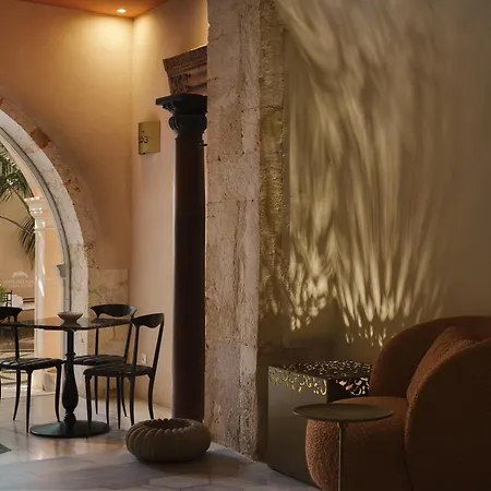 Casa Delfino & Hotel Chania (Crete)