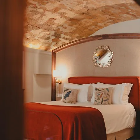 Casa Delfino & Hotel