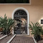 Casa Delfino & Hotel