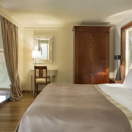 Casa Delfino & 5* Chania (Crete)