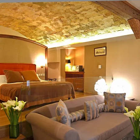 Casa Delfino & 5* Chania (Crete)