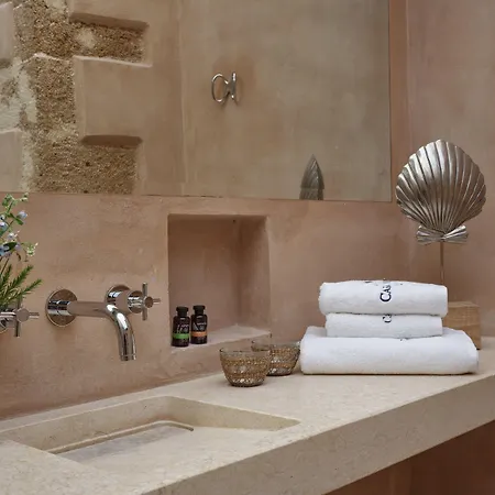Casa Delfino & Hotel 5*