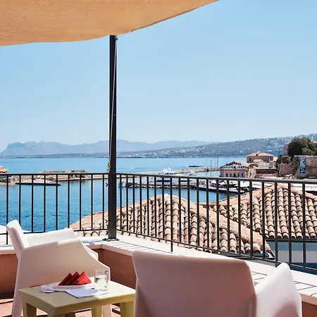 Casa Delfino & Hotel Chania (Crete)